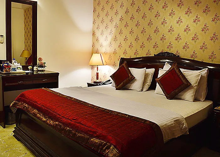 Hotel Emperor Palms New Delhi